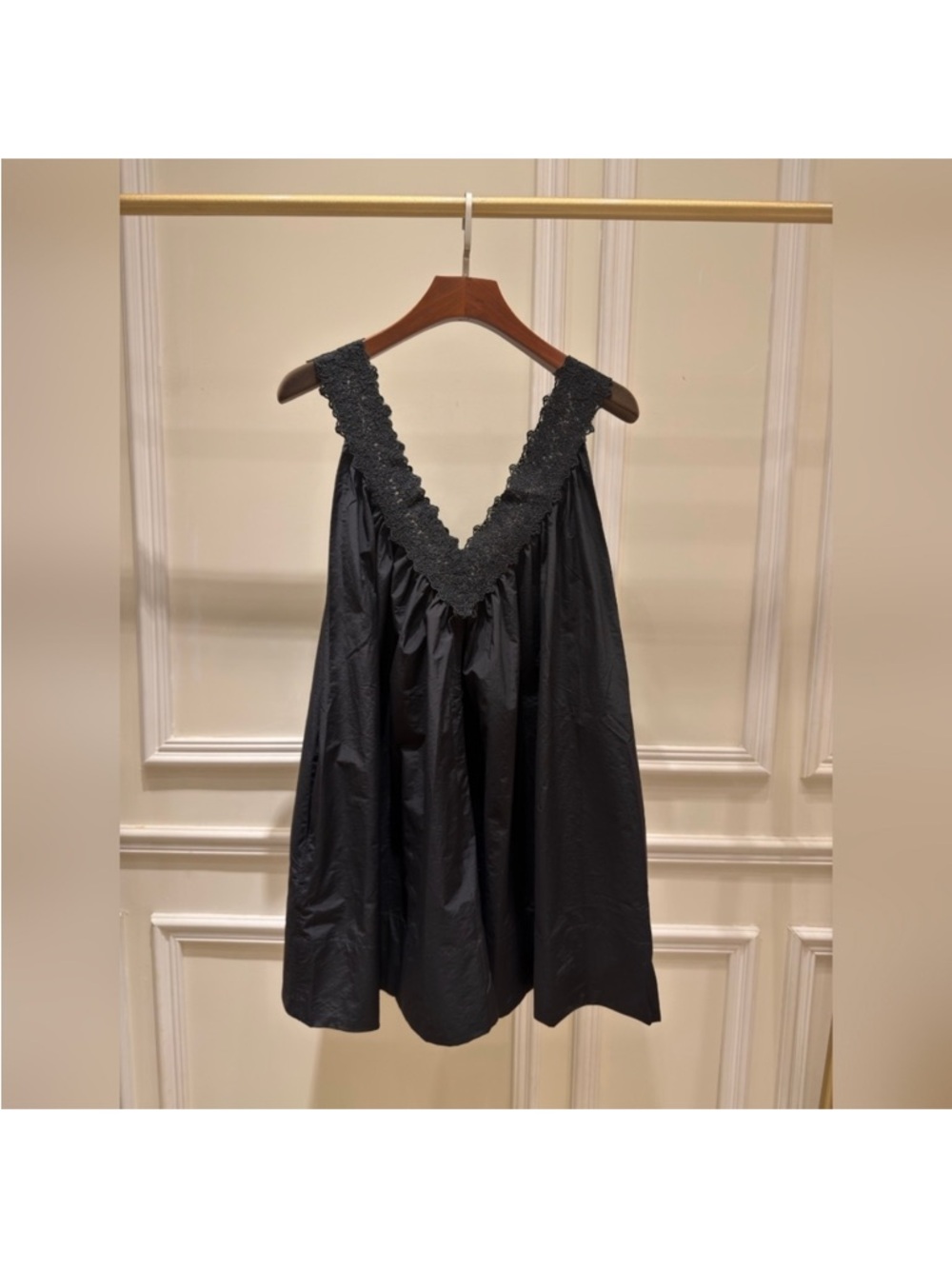 Helsa Mini Dress With Lace in Tech Poplin - Picture 4 of 15